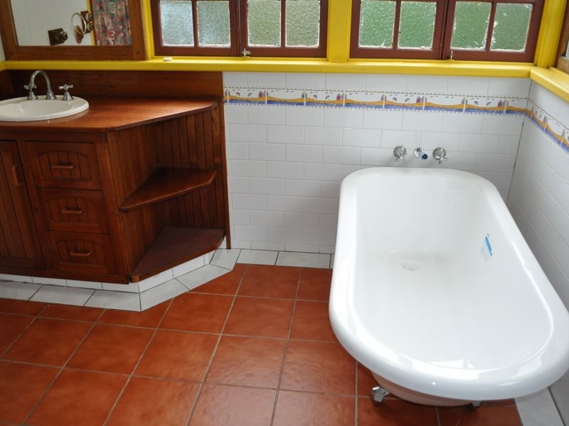 10 Herbert Street, Gladstone QLD 4680