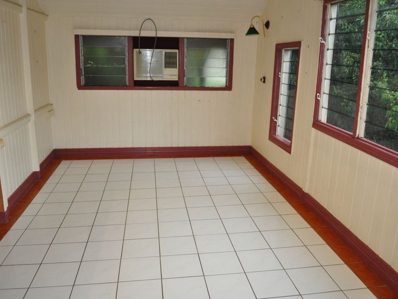 10 Herbert Street, Gladstone QLD 4680