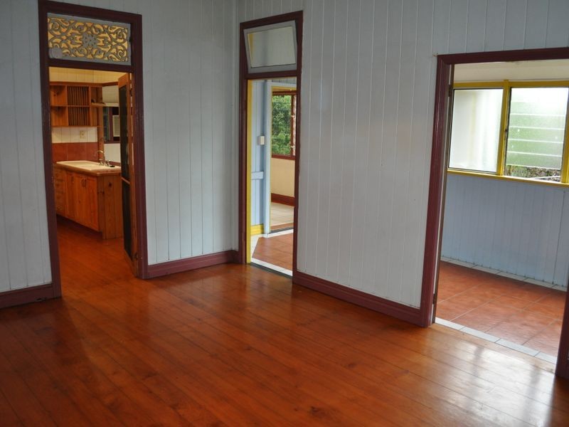 10 Herbert Street, Gladstone QLD 4680