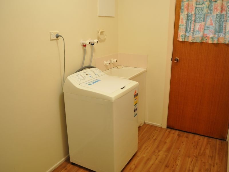 13 Sharyn Drive, New Auckland QLD 4680