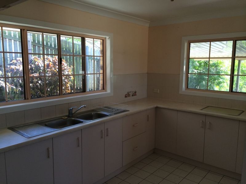1 Maye Court, South Gladstone QLD 4680