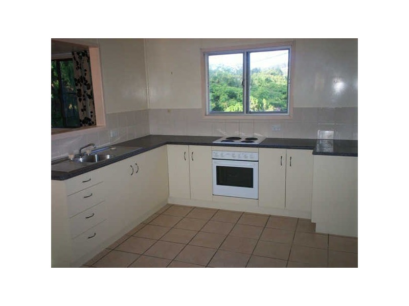 28 Garden Street, West Gladstone QLD 4680