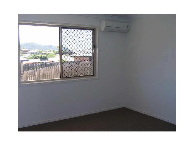 22 Viewpoint Way, New Auckland QLD 4680
