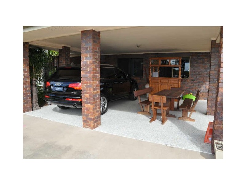 5 McIver Road, Clinton QLD 4680