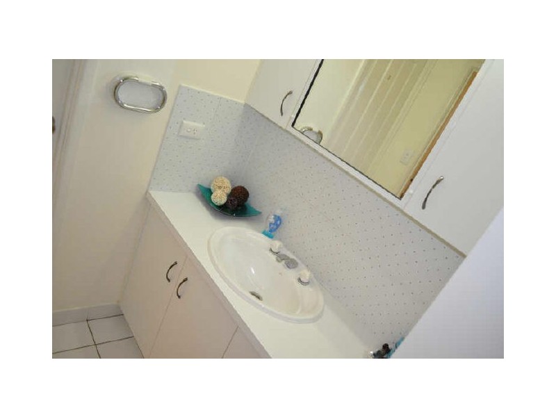 5 McIver Road, Clinton QLD 4680