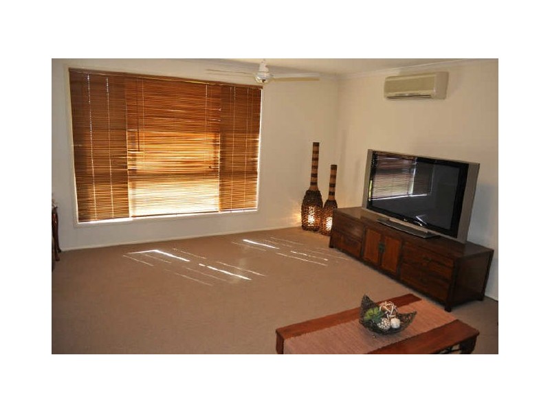 5 McIver Road, Clinton QLD 4680