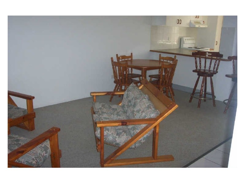 4/17 Glenlyon Street, Gladstone QLD 4680