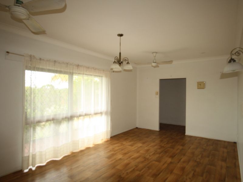 5 Elizabeth Street, South Gladstone QLD 4680