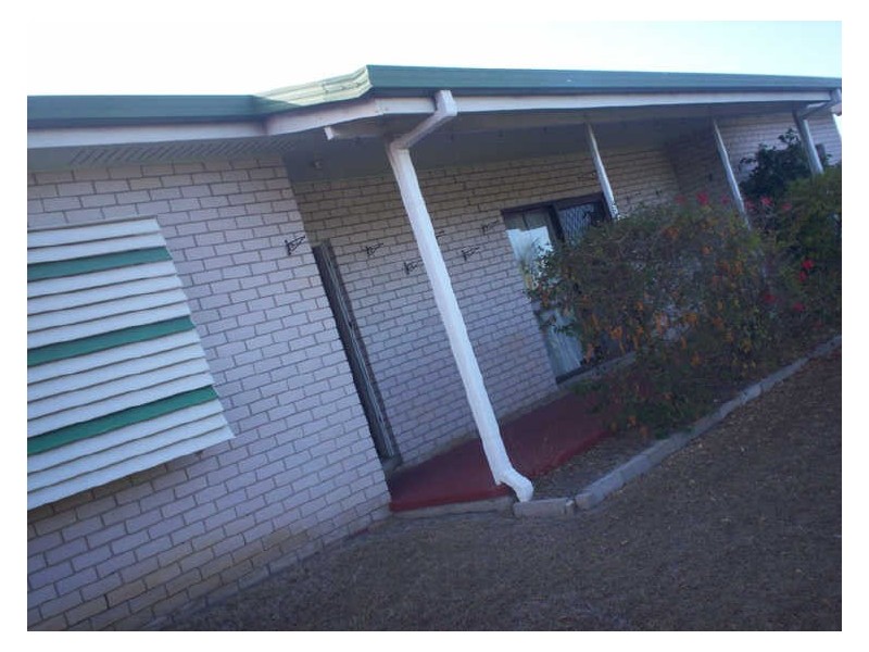 5 Elizabeth Street, South Gladstone QLD 4680