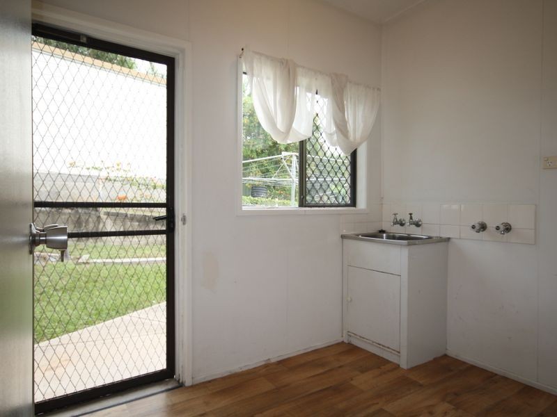 5 Elizabeth Street, South Gladstone QLD 4680