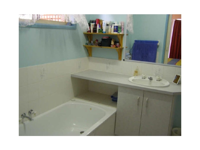 137 Dalrymple Drive, Toolooa QLD 4680