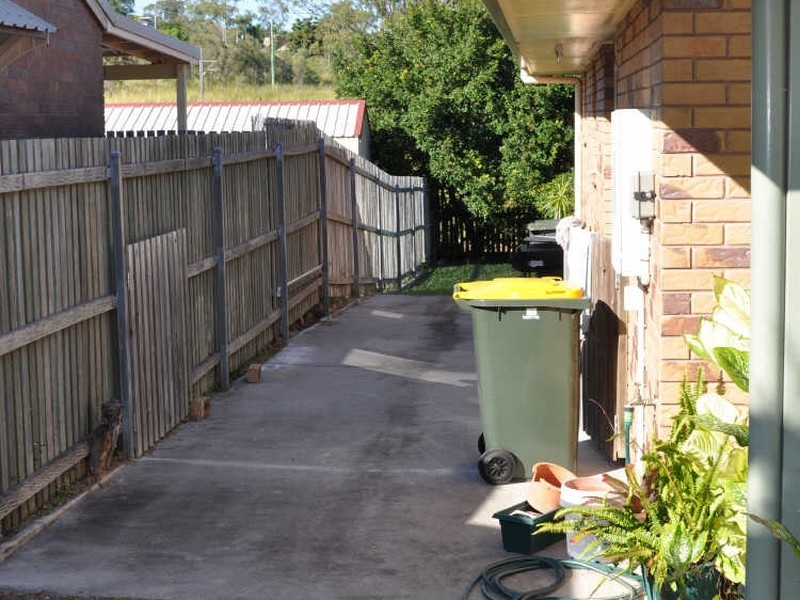 38 Ferguson Cresent, West Gladstone QLD 4680