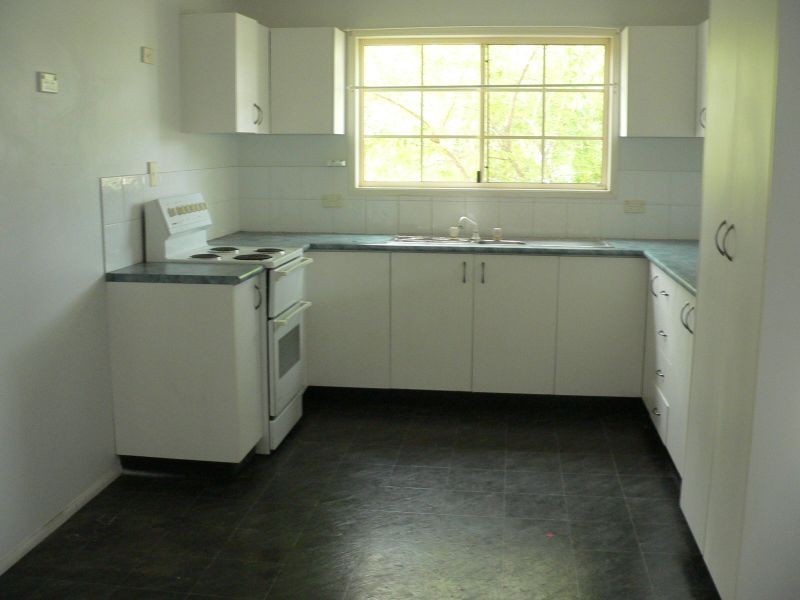 16 Yellowpatch Street, Clinton QLD 4680