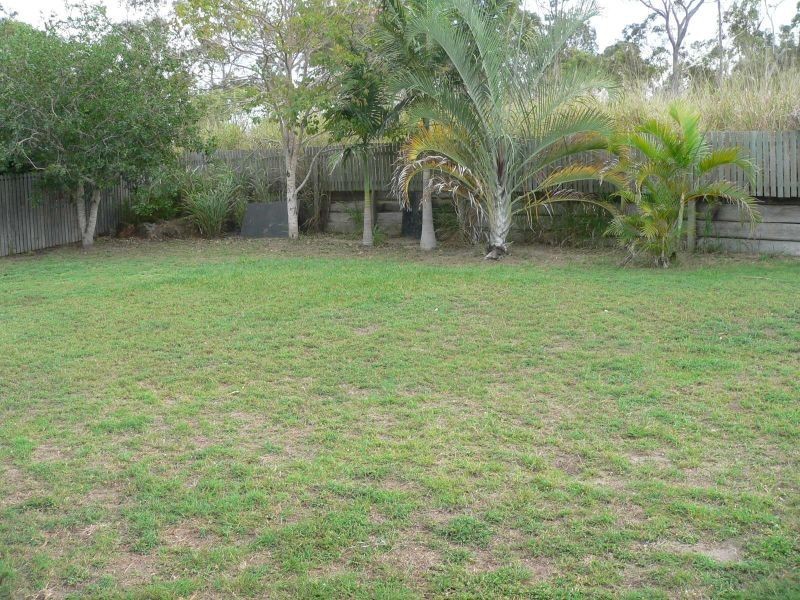 16 Yellowpatch Street, Clinton QLD 4680