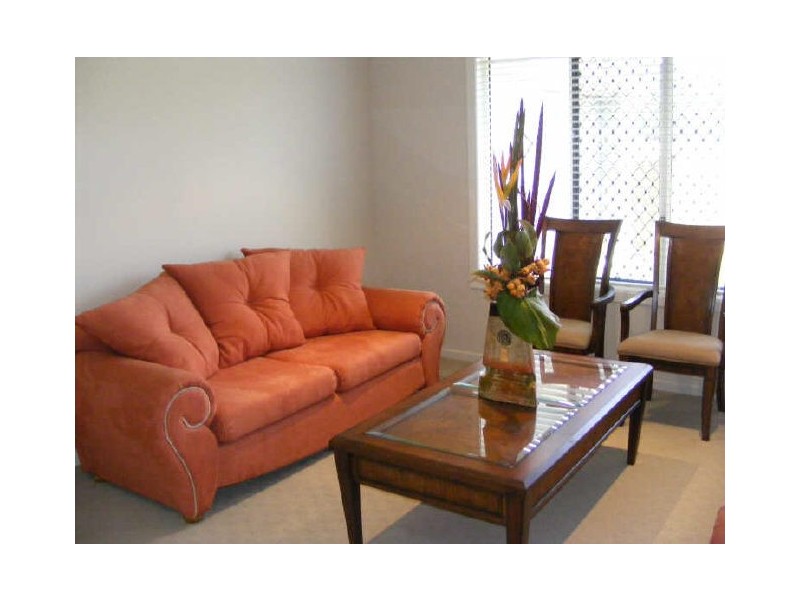 8 Southern Cross Close, Telina QLD 4680