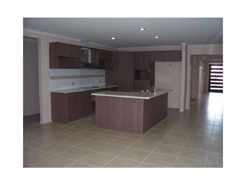 23 Southern Cross Close, Telina QLD 4680