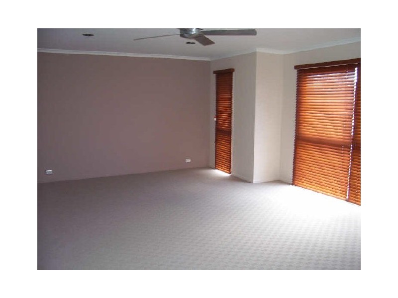 23 Southern Cross Close, Telina QLD 4680