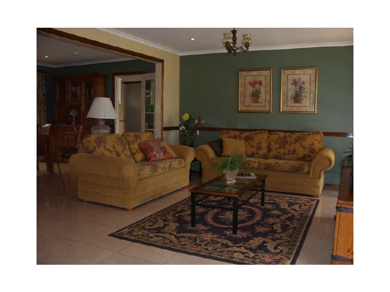 1 Crusade Court, Clinton QLD 4680