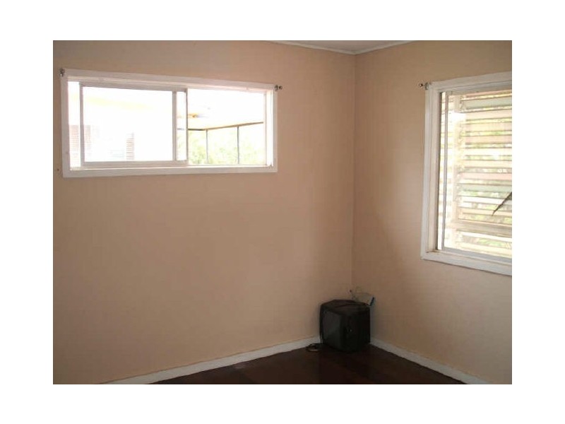 3 Clark Street, Clinton QLD 4680