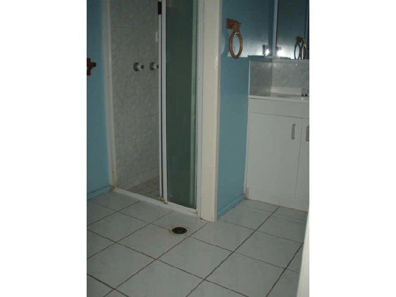 11a Hawthorne Street, West Gladstone QLD 4680