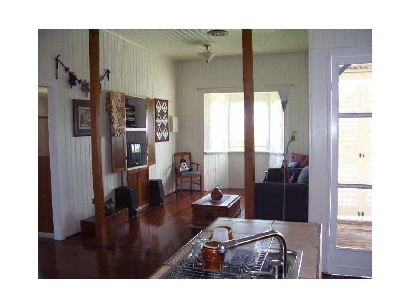 27 Ann Street, Gladstone QLD 4680