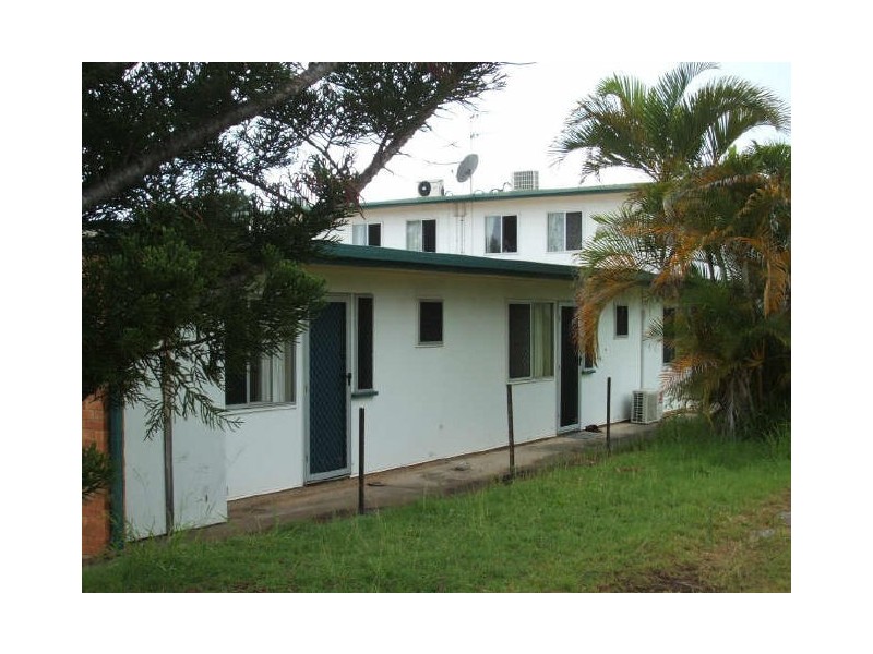 6 Boles Street, West Gladstone QLD 4680