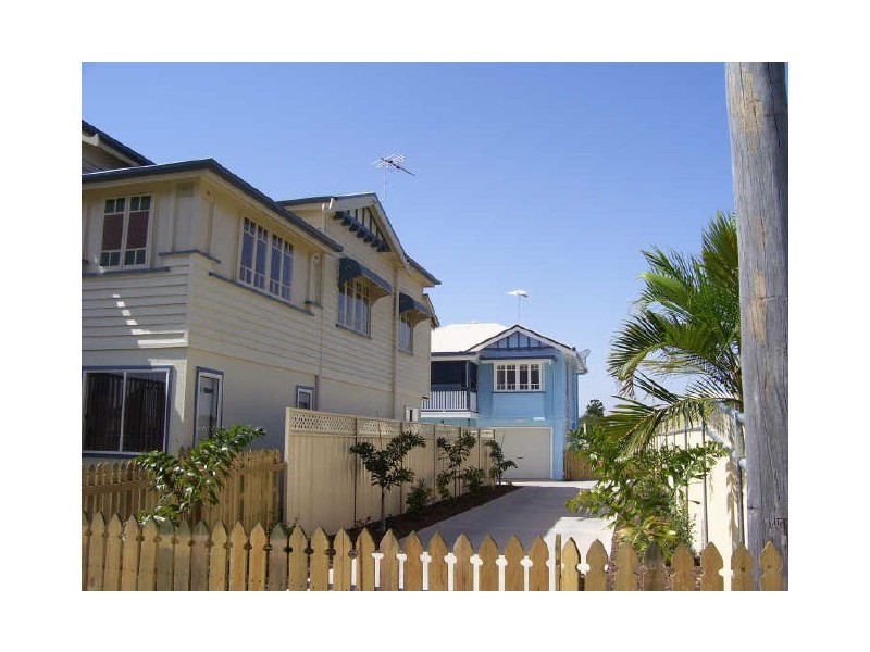 9 Pier Street, South Gladstone QLD 4680