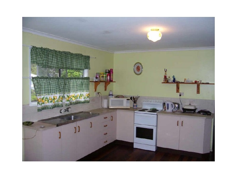 22 Penda Avenue, New Auckland QLD 4680