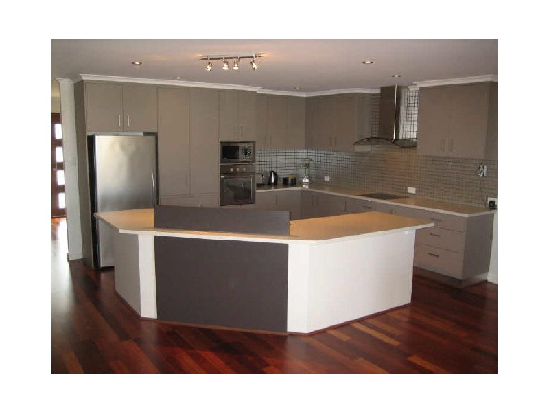 29 Coolibah Street, Kin Kora QLD 4680