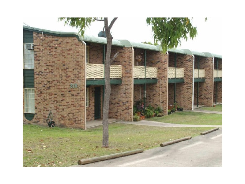 1/218 Auckland Street, Gladstone QLD 4680