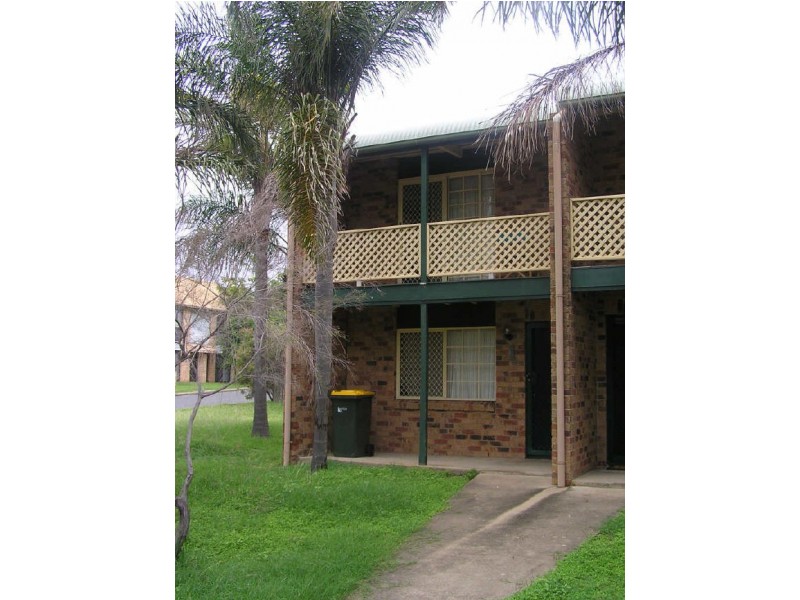 1/218 Auckland Street, Gladstone QLD 4680