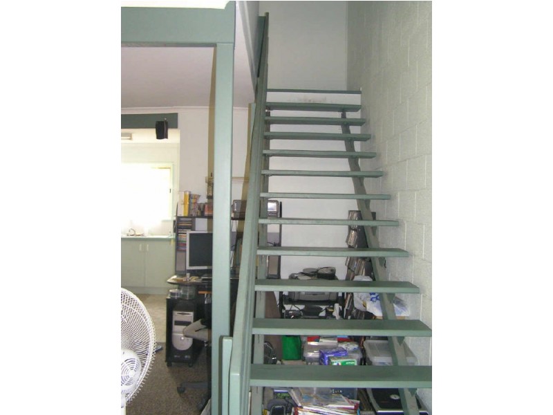 1/218 Auckland Street, Gladstone QLD 4680