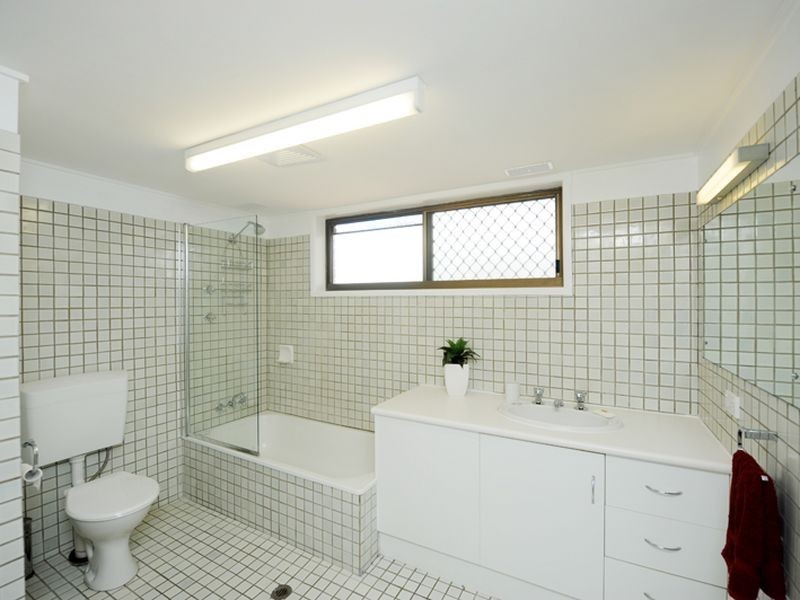 West Gladstone QLD 4680