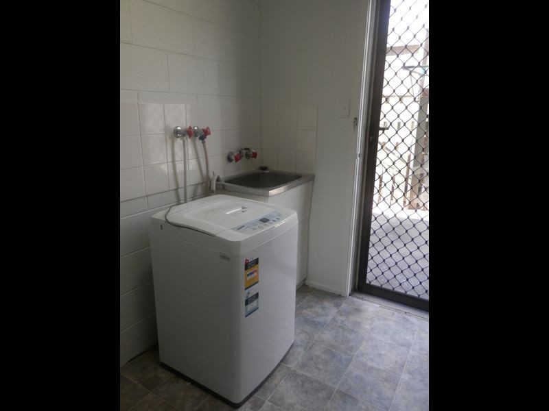 4/3 View Street, West Gladstone QLD 4680