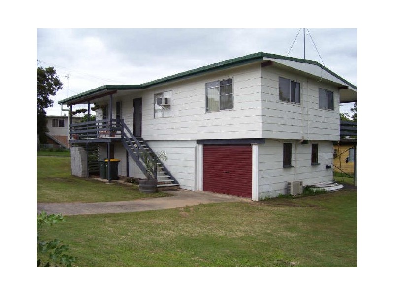 12 McGinlay Street, Clinton QLD 4680