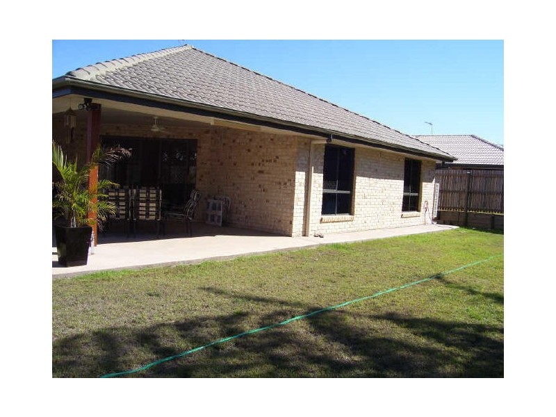 24 Larcom Rise, West Gladstone QLD 4680