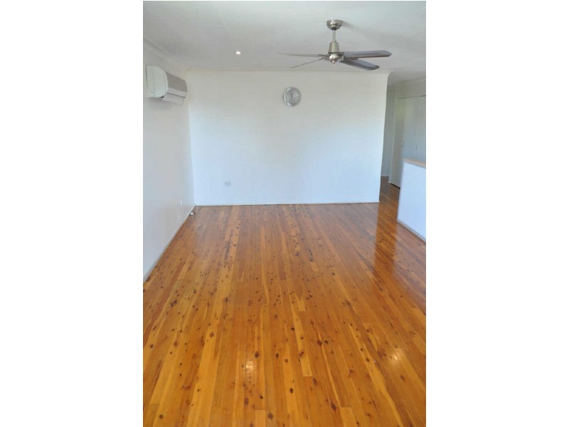 43 Flinders Street, West Gladstone QLD 4680