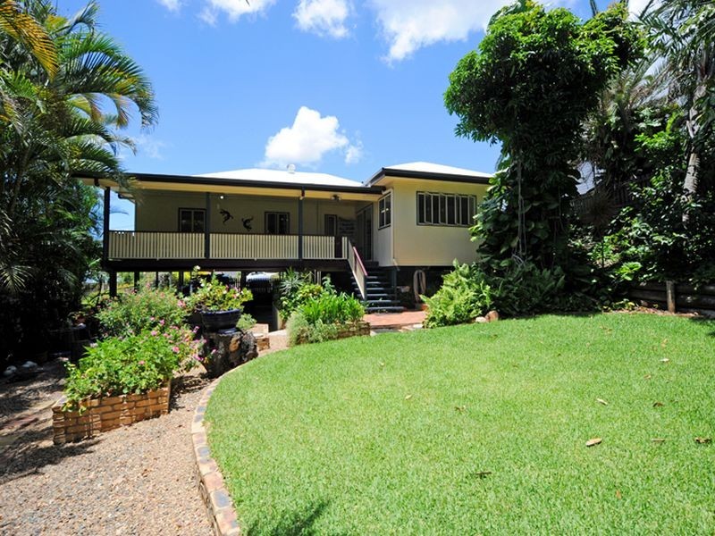 8 Hunter Street, West Gladstone QLD 4680