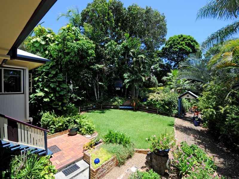 8 Hunter Street, West Gladstone QLD 4680