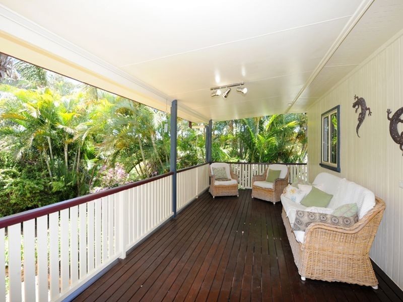 8 Hunter Street, West Gladstone QLD 4680