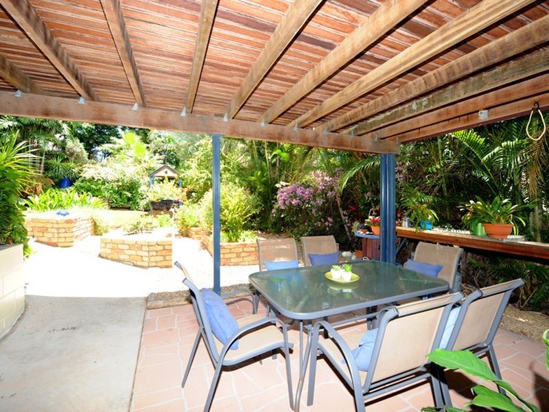 8 Hunter Street, West Gladstone QLD 4680