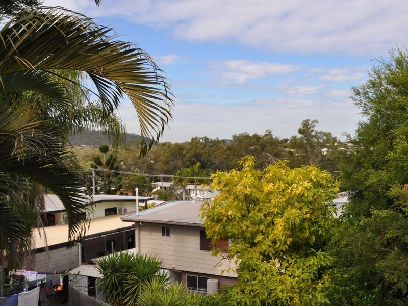 17 Cockatoo Drive, New Auckland QLD 4680