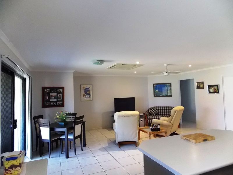 32 Reinaerhoff Crescent, Glen Eden QLD 4680