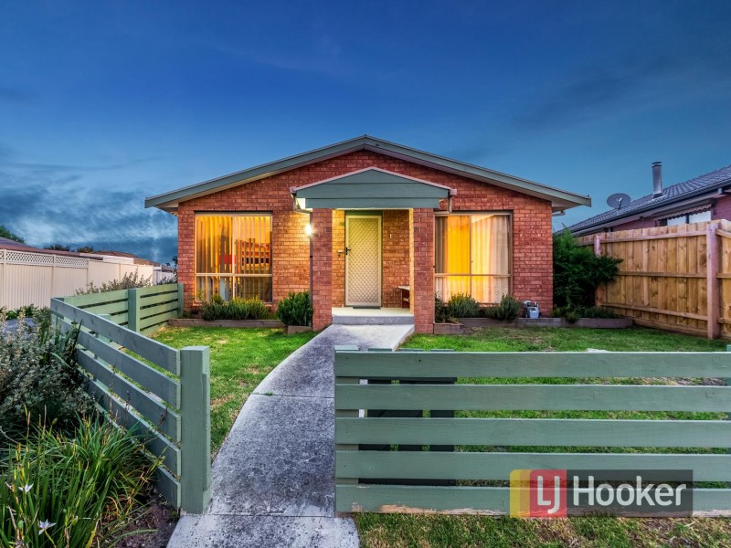 1/53 Leopold Crescent, Hampton Park VIC 3976