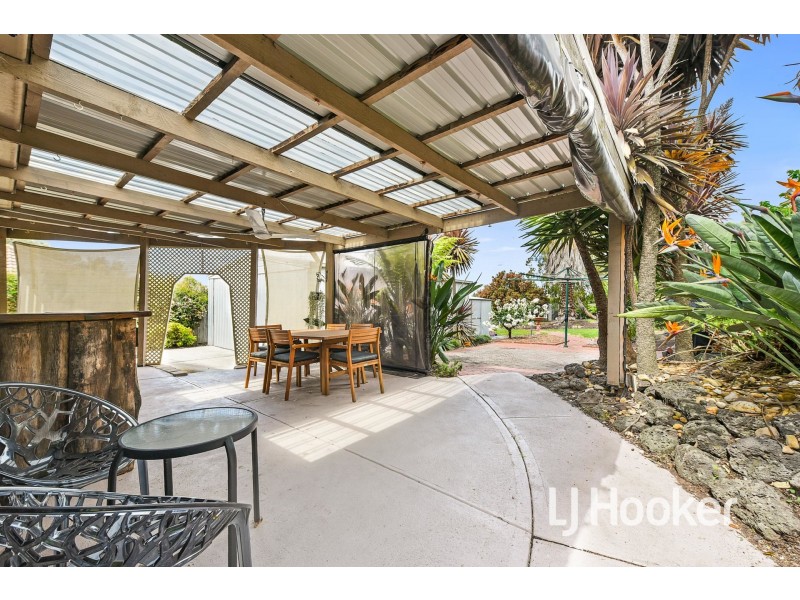 8 Acre Rise, Hampton Park VIC 3976