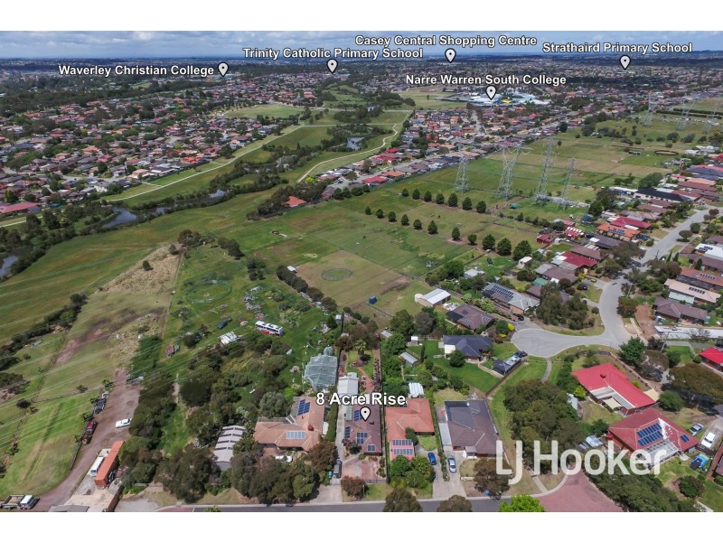 8 Acre Rise, Hampton Park VIC 3976