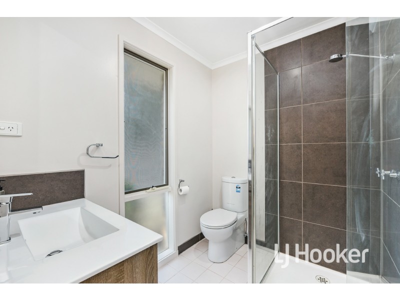 2 Erin Court, Hampton Park VIC 3976