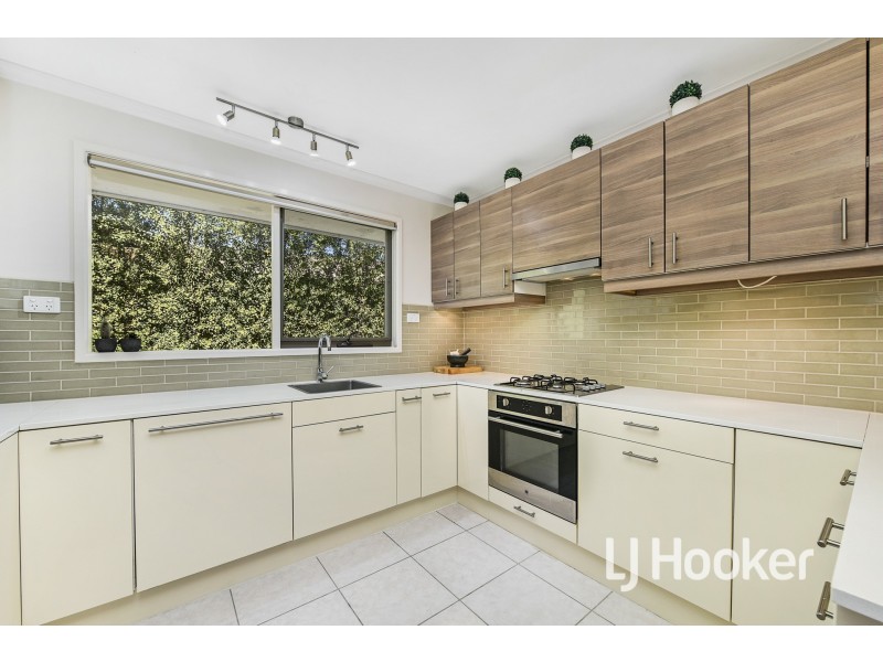 2 Erin Court, Hampton Park VIC 3976