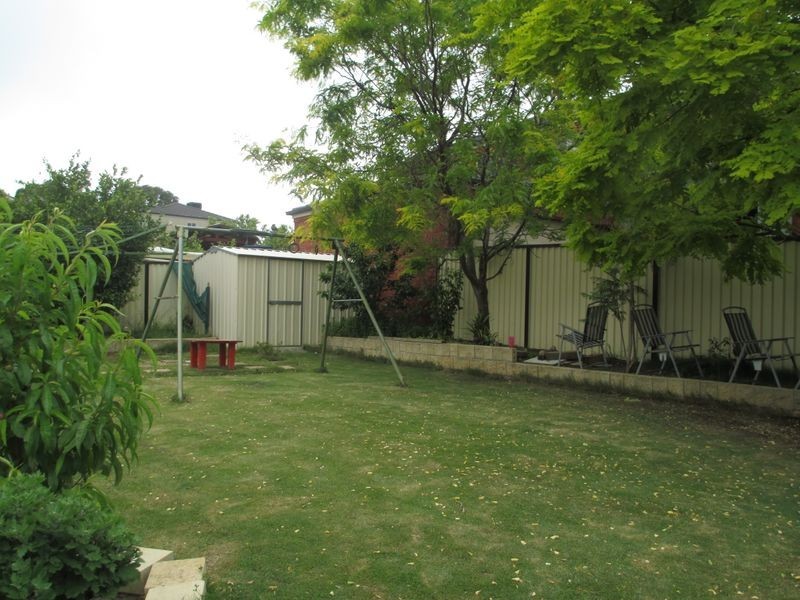 16 Sugar Gum Court, Narre Warren South VIC 3805