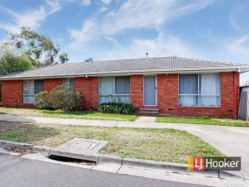 12 Bill Place, Hampton Park VIC 3976